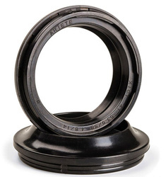 ARIETE USZCZELNIACZE PRZEDNIEGO ZAWIESZENIA PYŁOWE Y-24A 37X50,5X5,8/15 HONDA CBR 300 '16-'18