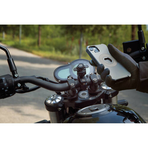 91821 Mag Case specific case with DuoLock attachment and integrated magnetic ring - iPhone 13 Pro