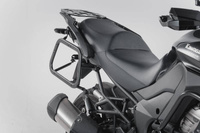 STELAŻ EVO NA KUFRY BOCZNE SW-MOTECH KAWASAKI VERSYS 1000 (15-18), BLACK