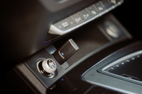 Quad Lock® Car - Wireless CarPlay/Android Auto Adaptor