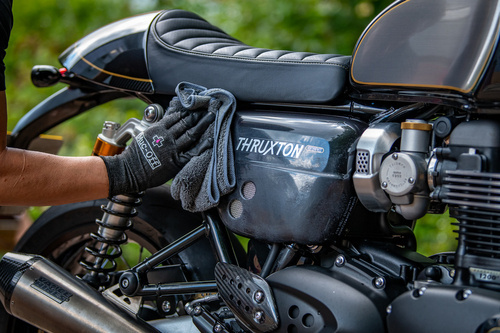 Muc-Off 947 - Preparat Miracle Shine polerująco-zabezpieczający na bazie wosku Carnauba - 500ml