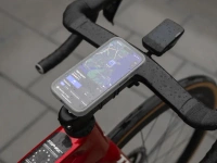 Nakładka przeciwdeszczowa Quad Lock® MAG - iPhone 14