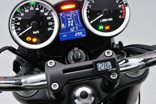 Daytona Uniwersalny woltomierz LCD 89279