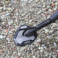 LOBOO Nakładka na stopkę boczną do HONDA CB500X (2019-), HONDA CB400X (2021-), HONDA NX400 (2024-), HONDA CB650R (10.3.03292.001