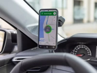 Podstawa z przyssawką do szyby/deski rozdzielczej Quad Lock®