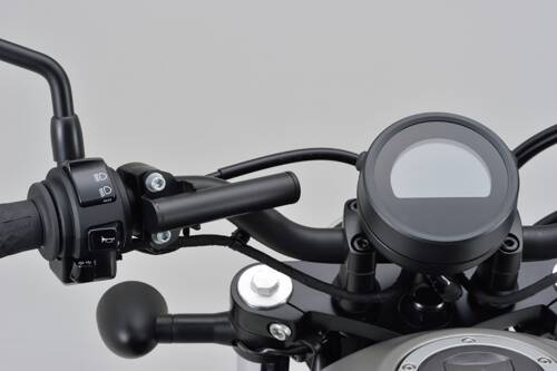 Uniwersalny czarny uchwyt do kierownicy ø22.2 / 100mm "FLAT" rozstaw 33-37mm