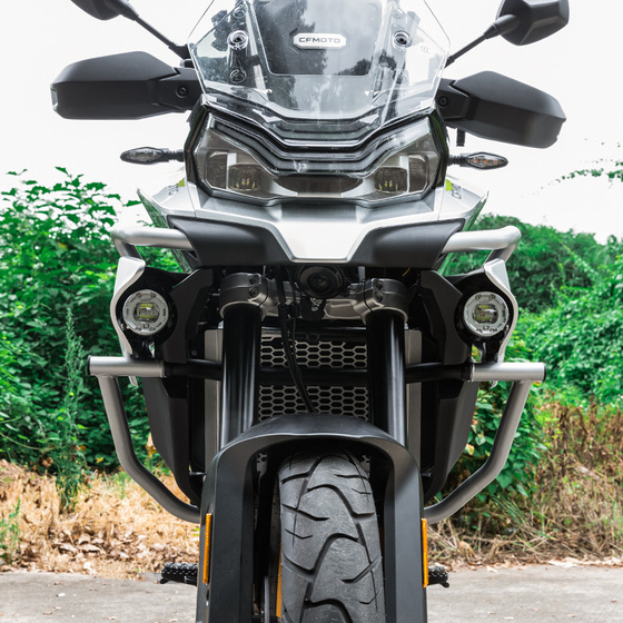 LOBOO L7 światło drogowe i mijania pomocnicze tylko dla CFMOTO 800MT (10.1.01006.001.01)