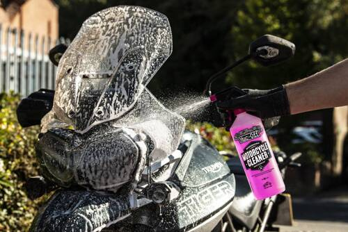 Muc-Off 664-CTJ - Biodegradowalny płyn do mycia motocykla z nanotechnologią z atomizerem - 1l - Nano Tech Motorcycle Cleaner