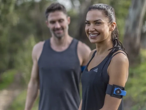 Opaska sportowa naramienna Quad Lock®