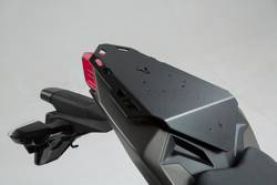 STELAŻ SEAT-RACK POD PŁYTĘ MONTAŻOWĄ KUFRA SW-MOTECH KAWASAKI Z 300 (15-), BLACK