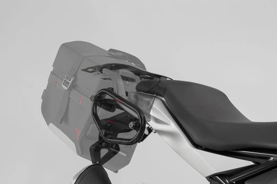 SAKWA BOCZNA SYSBAG 15 DO MOCOWANIA NA STELAŻ, TRIUMPH SCRAMBLER (06-)