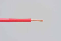 Przewód  AVS0.5  czerwony  2m