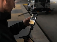 Quad Lock® Tripod / Selfie Stick