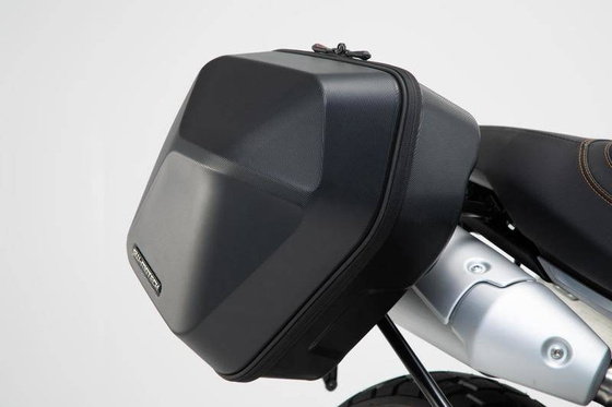 ZESTAW KUFRÓW BOCZNYCH URBAN ABS I STELAŻY SW-MOTECH SCRAMBLER 1100/SPECIAL/SPORT (17-), 2X16,5L