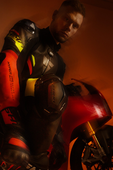 HYPER-RS MEN BLK/WHT 46