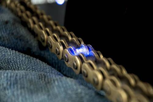 Muc-Off 637 - Smar do łańcucha na zmienne warunki pogodowe, baza ceramiczna - 400ml - All-Weather Chain Lube