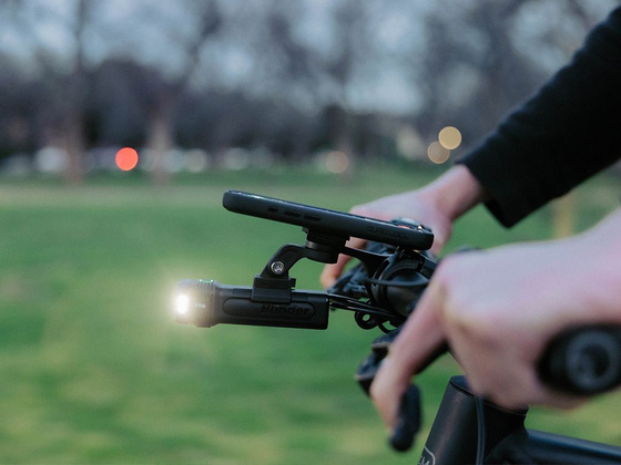 Quad Lock® Out Front Mounts - Light/Camera Adaptor