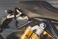 STELAŻ BOCZNY SLC PRAWY SW-MOTECH YAMAHA XJR 1300 (15-), BLACK