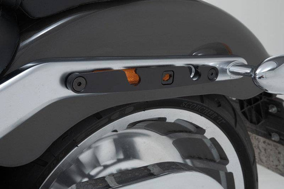 STELAŻ BOCZNY SLH LEWY SW-MOTECH HARLEY-DAVIDSON SOFTAIL LOW RIDER / S (17-), BLACK