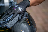 Muc-Off 947 - Preparat Miracle Shine polerująco-zabezpieczający na bazie wosku Carnauba - 500ml