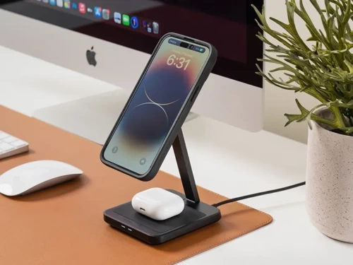Quad Lock® MAG Dual Desktop Wireless Charger