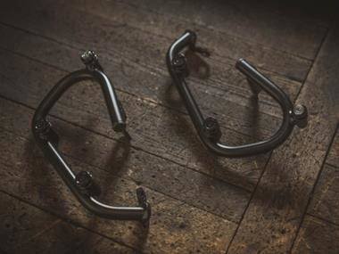 ZESTAW SAKWA I STELAŻ LEGEND GEAR SW-MOTECH TRIUMPH SCRAMBLER (06-), BROWN