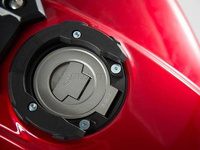 TANK RING EVO SW-MOTECH YAMAHA MT-09 TRACER (14-18), BLACK